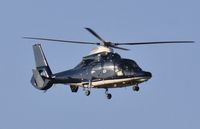 ZJ782 @ EGHH - Low approach - by John Coates