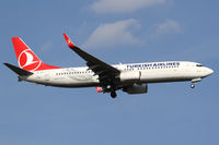 TC-JFY @ LOWW - Turkish B737 - by Thomas Ranner