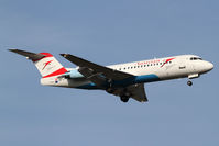OE-LFQ @ LOWW - Austrian Fokker 70 - by Thomas Ranner