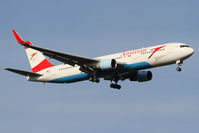 OE-LAX @ LOWW - Austrian B767 - by Thomas Ranner