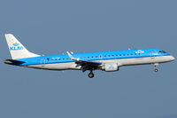 PH-EZM @ VIE - KLM - by Chris Jilli