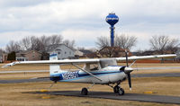 N6260T @ 1C5 - N6260T @ 1C5 - by Mike Baer