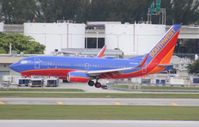 N243WN @ FLL - Southwest 737-700 - by Florida Metal