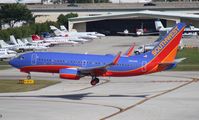 N254WN @ FLL - Southwest 737-700 - by Florida Metal