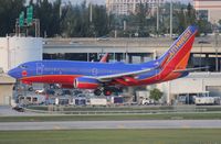 N266WN @ FLL - Southwest 737-700 - by Florida Metal