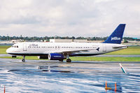 N531JB @ LGB - N531JB A320-232 LGB 31.12.04 - by Brian Johnstone