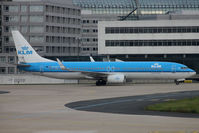 PH-BXT @ LFPG - Taxiing - by micka2b