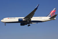 N1605 @ EGLL - London Heathrow - Delta Air Lines