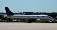 N406UA @ KIAH - Taxi Houston - by Ronald Barker