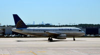 N808UA @ KIAH - Taxi Houston - by Ronald Barker