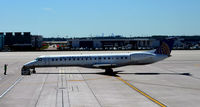 N13929 @ KIAH - Pushback Houston - by Ronald Barker