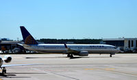 N39475 @ KIAH - Taxi Houston - by Ronald Barker