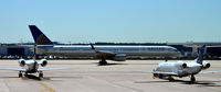 N57852 @ KIAH - Taxi Houston - by Ronald Barker