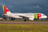 CS-TTB @ EGLL - London Heathrow - TAP Air Portugal