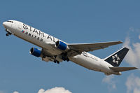 N653UA @ EGLL - London Heathrow - United Airlines