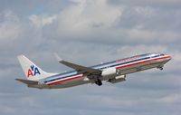 N920NN @ KFLL - Boeing 737-800 - by Mark Pasqualino