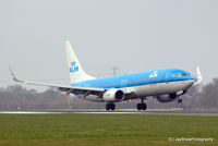 PH-BXE @ EGCC - Early Morning Arrival 05R Manchester EGCC