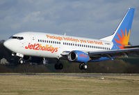 G-GDFK @ EGGW - London Luton - Jet2
