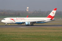 OE-LAX @ LOWW - Austrian B767 - by Thomas Ranner