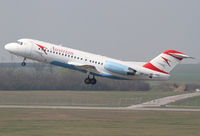 OE-LFI @ LOWW - Austrian Fokker 70 - by Thomas Ranner