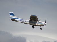 N410LR @ FXE - Cessna 172R