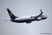 EI-DHH @ EGCC - Take off 23L Manchester EGCC