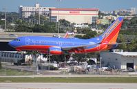N425LV @ FLL - Southwest 737-700 - by Florida Metal