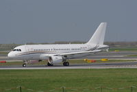 OE-LOV @ LOWW - Line-up on RWY 11 - by redcap1962