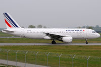 F-GKXN @ VIE - Air France - by Chris Jilli