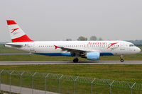 OE-LBK @ VIE - Austrian Airlines - by Chris Jilli