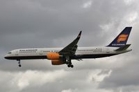 TF-FII @ EGLL - Finals to 27R - by John Coates
