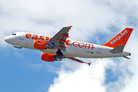 G-EZGB @ EDDL - Airbus A319-111 [4437] (EasyJet) Dusseldorf~D 18/06/2011
