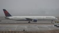 N588NW @ DTW - Delta 757-300