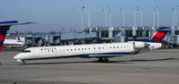 N817SK @ KORD - Taxi Chicago - by Ronald Barker