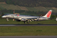 OE-IXC @ LOWW - Niki Emb190 - by Thomas Ranner