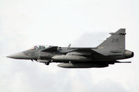 39218 @ ESSA - Low pass over runway 26. - by Anders Nilsson