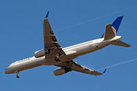 N12125 @ EGLL - Boeing 757-224 [28967] (United Airlines) Home~G 09/04/2014. On approach 27R.