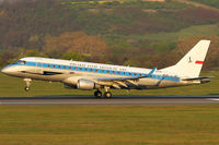 SP-LIE @ VIE - LOT - Polish Airlines