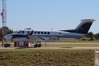 N700JK @ ORL - King Air 350 - by Florida Metal