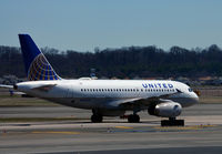 N806UA @ KDCA - Taxi for takeoff National - by Ronald Barker