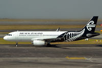 ZK-OXC @ NZAA - At Auckland - by Micha Lueck