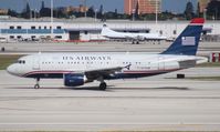 N713UW @ MIA - US Airways A319