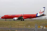 VH-ZPK @ YSSY - taxiing to 34R - by Bill Mallinson