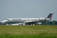 F-GUPT @ LFPG - Embraer EMB-145LR, Landing Rwy 26L, Roissy Charles De Gaulle Airport (LFPG-CDG) - by Yves-Q