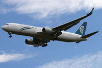 ZK-NCL @ NZCH - finals to 20 - by Bill Mallinson