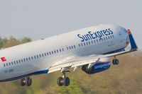 TC-SNU @ EDDR - Boeing 737-8HC - by Jerzy Maciaszek