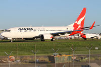 VH-XZB @ YSSY - taxiing to 34R - by Bill Mallinson