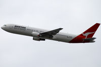 VH-OGU @ YSSY - away from 34L - by Bill Mallinson
