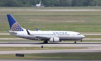 N16703 @ KIAH - Boeing 737-700 - by Mark Pasqualino