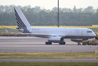RA-64010 @ LOWW - Business Aero Tu-204 - by Thomas Ranner